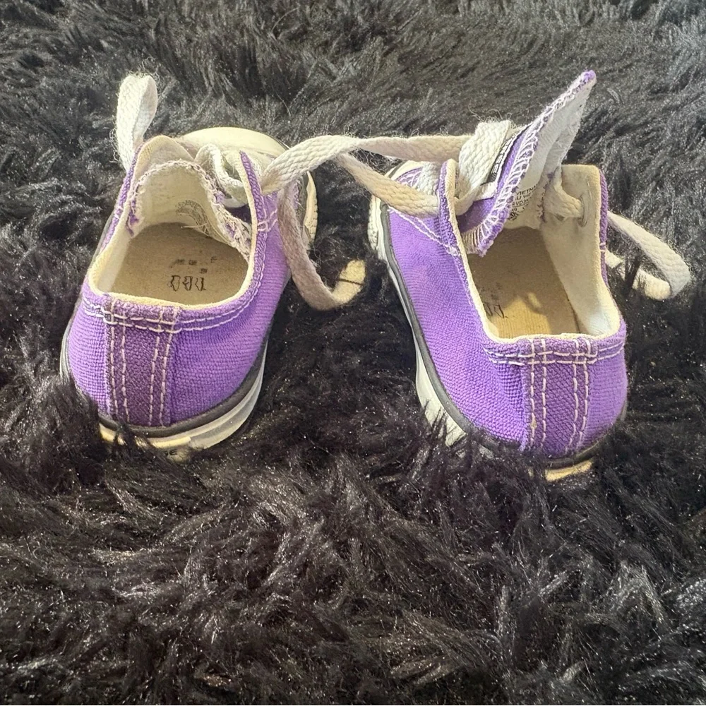 Converse Infant White and Purple Low-Top Sneaker - Picture 4 of 7